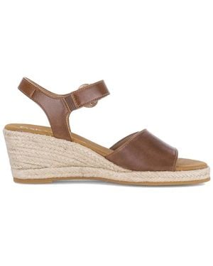 Gabor Wedges - Marrón