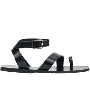 ESTRO Flat Sandals - Black