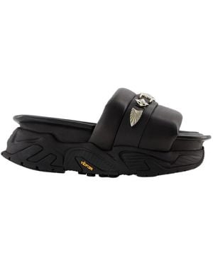 Toga Sliders - Black