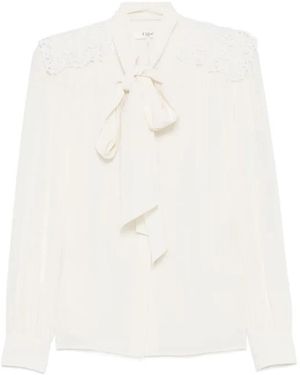 Chloé Overhemden ,Wit ,Blouse Met Strik En Geborduurde Schouders