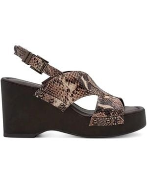 Tamaris Wedges - Brown