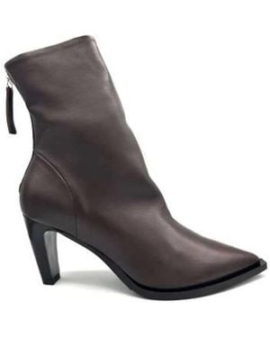 Halmanera Heeled Boots - Grey