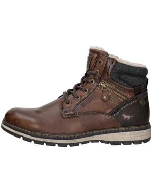 Mustang Hoge Veterschoenen - Bruin