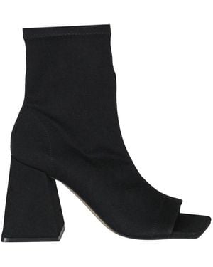 Vic Matié Heeled Boots - Black