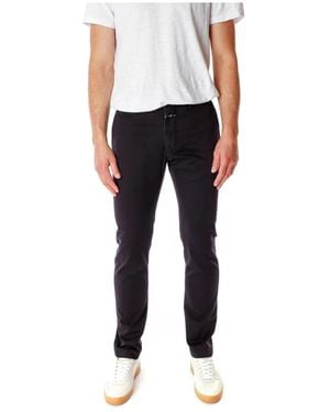 Closed Slim-Fit Trousers - Black