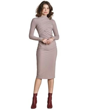 Amazuìn Midi Dresses - Pink