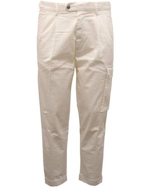 Officina 36 Weiße Modell-Hose - Natur