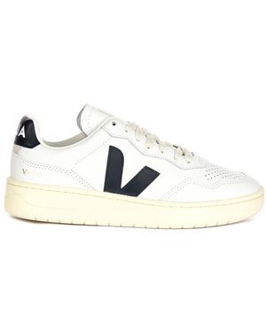 Veja Trainers - White