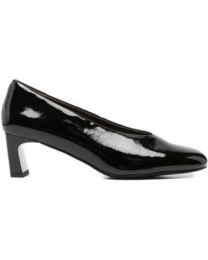 Linda Baumann Court Shoes - Black