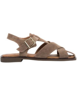 ESTRO Flat Sandals - Brown