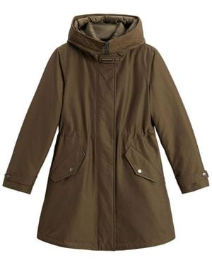 Woolrich Grüne parka jacke für frauen