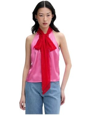 Never Fully Dressed Satijnen Blouse Met V-Hals - Rood