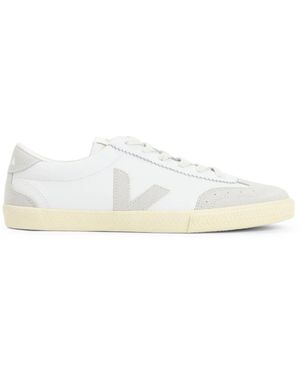 Veja Trainers - White