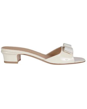 Ferragamo New Vara Mules - Wit