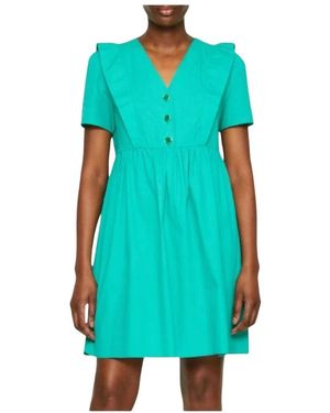 green emerald velvet dress NAF Midi Dress 573D306 – Stanza Apparel