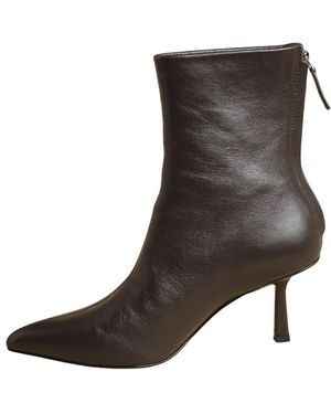 STUDIO AMELIA Heeled Boots - Brown