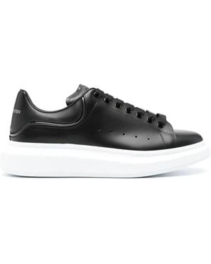 McQueen Oversized Schwarz Fume Sneaker