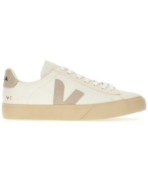Veja Trainers - White