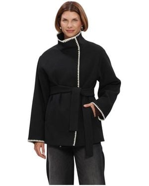 Beaumont Organic Aliza Korte Jas - Zwart