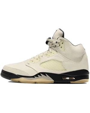 Nike Trainers - White