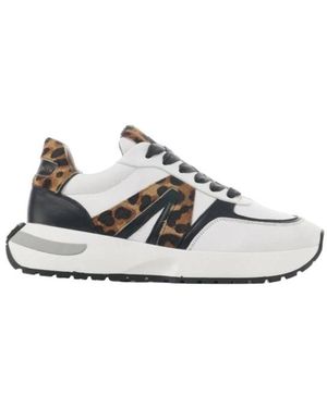 Alexander Smith Trainers - White