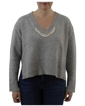Brand Unique V-Neck Knitwear - Gris