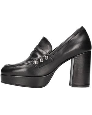 Carmens Court Shoes - Brown