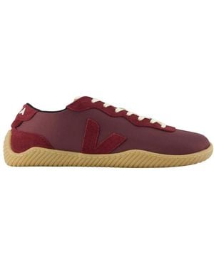 Veja Trainers - Purple