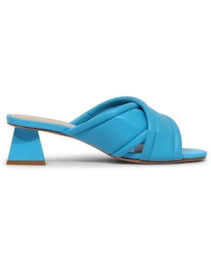 SCHUTZ SHOES Niedriger Absatz Blauer Sandale