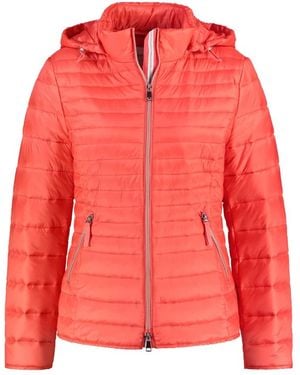 Gerry Weber Jassen ,Rood ,Gewatteerde Jas Met Afneembare Capuchon