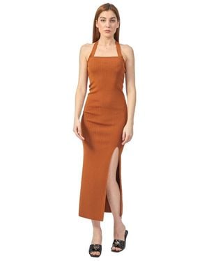 Silvian Heach Braunes geripptes strickkleid mit asymmetrischem design