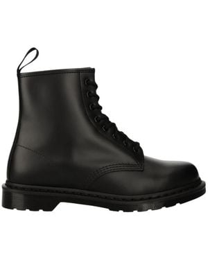 Dr. Martens Lace-Up Boots - Negro
