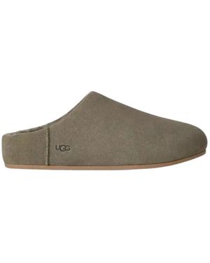 UGG Slippers - Brown