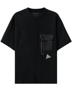 and wander T-Shirts - Black