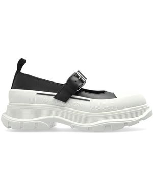 McQueen Flats - Black