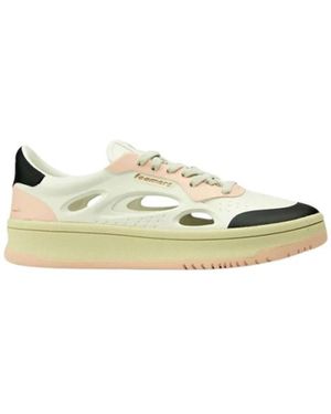 Foamers Sneakers - Metálico