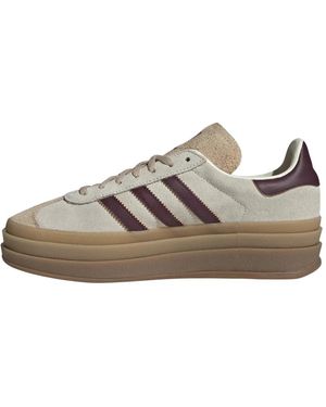 adidas Skate Shoes - Marrón