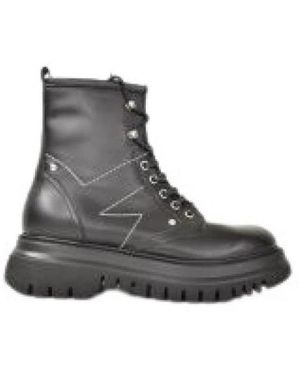 Janet & Janet Lace-Up Boots - Negro