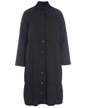 Bitte Kai Rand Schwarzes Seersucker Kleid Mit Sportlichem Touch - Blau