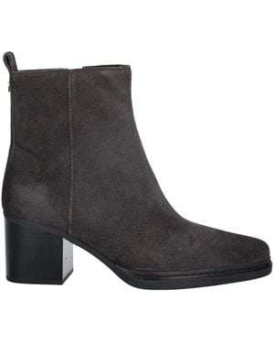 Michael Kors Heeled Boots - Marrone