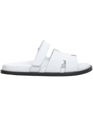 ESTRO Sliders - White