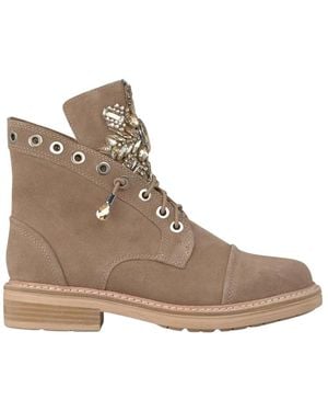 Alma En Pena. Lace-Up Boots - Brown