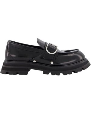 McQueen Zwarte Wander Loafers