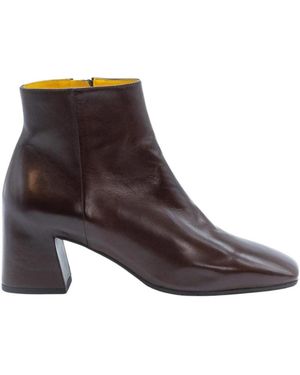Mara Bini Heeled Boots - Bruin