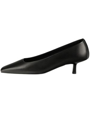 L37 Pumps - Negro