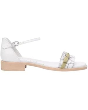 Nero Giardini Flat Sandals - White