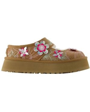 UGG Slippers - Brown