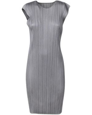 Issey Miyake Kleedjes ,Grijs ,Polyester Grijze Jurk Voor Vrouwen Aw 24