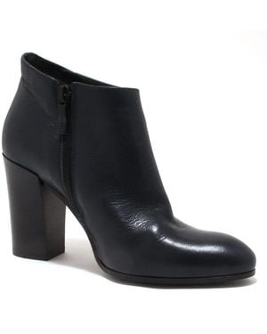 Janet & Janet Heeled Boots - Blue