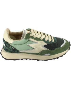 MOA Trainers - Green